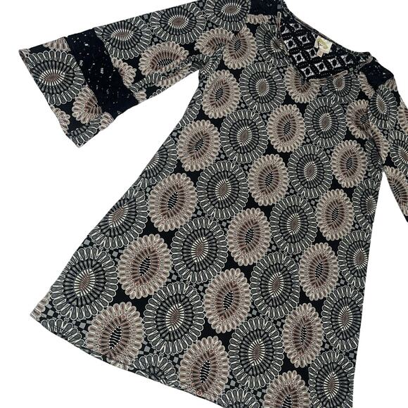70s Inspired Fig & Flower Anthropologie Bell Sleeve Mini Dress S Small Printed - Picture 2 of 13